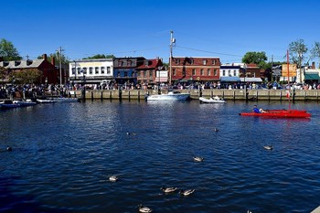 10 Amazing Spots To Go Crabbing In Annapolis Maryland